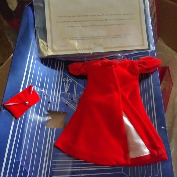 Reproduction red flare coat and purse - Picture 2 of 2